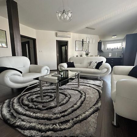 Panorama Apartments Prešov Eksteriør bilde
